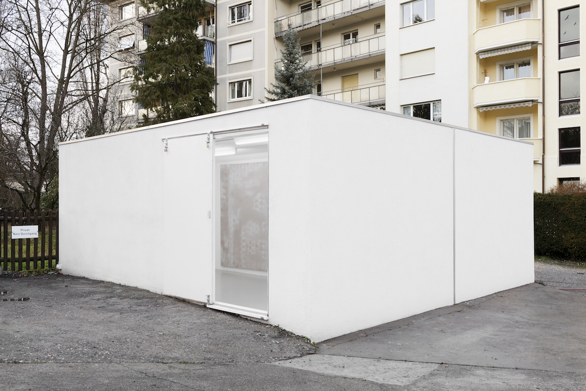 Tyra Tingleff. Closer Scrub, Installation view at SALTS, Basel, 2015