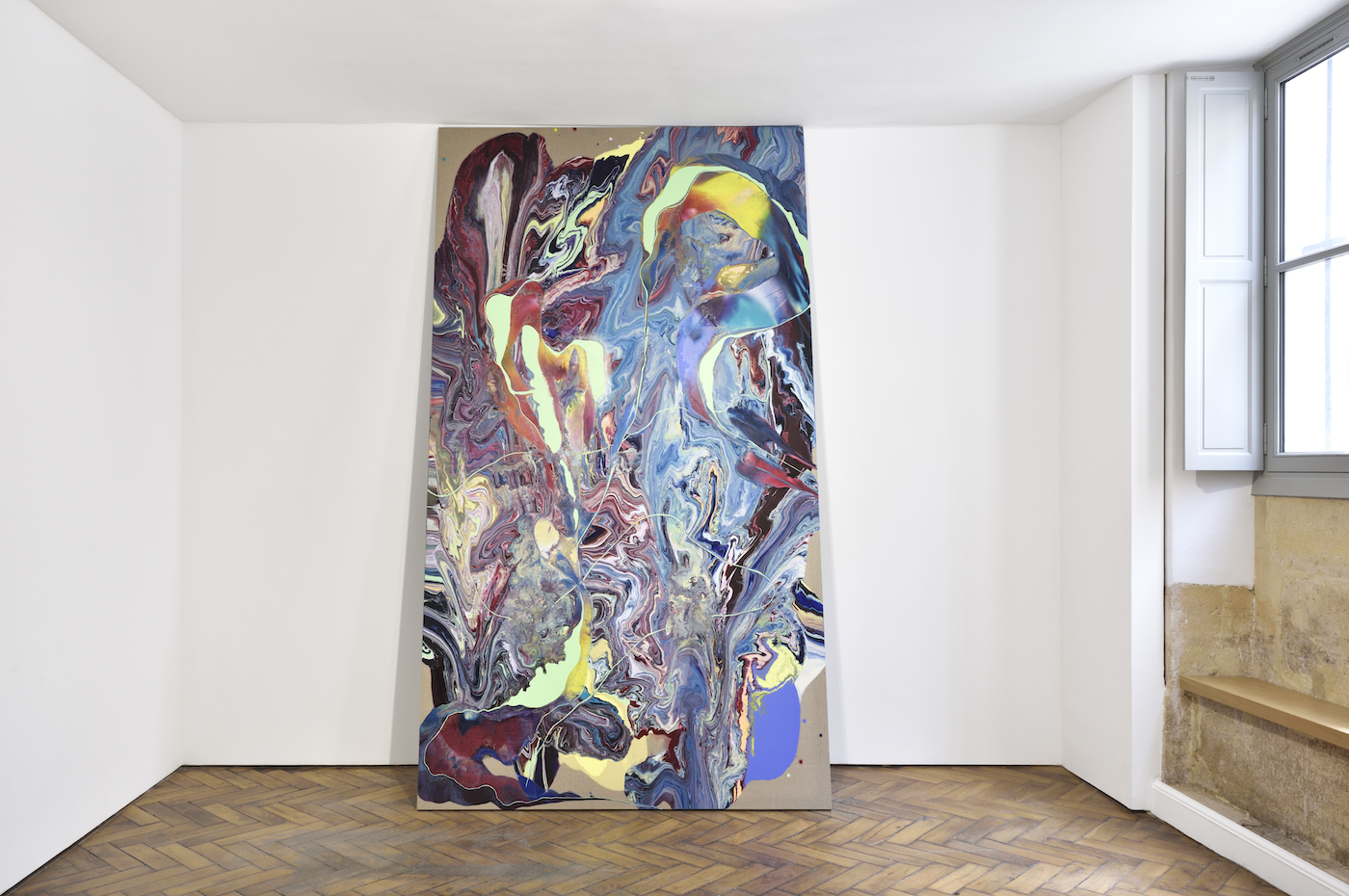 Tyra Tingleff. I understand. (But I hope there is space to dream ...), Installation view at Campoli Presti, Oil on raw linen, 350 x 200 cm, 2022